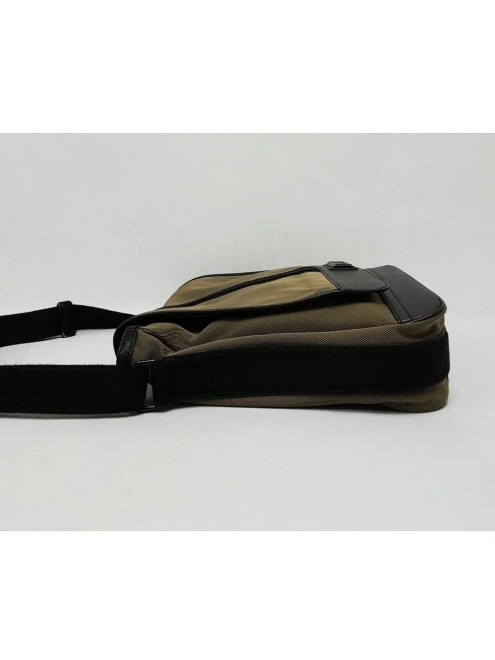 Burberry messenger bag